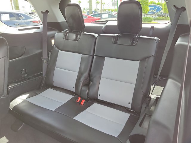 Certified 2022 Ford Explorer XLT w/ Equipment Group 202A image 15
