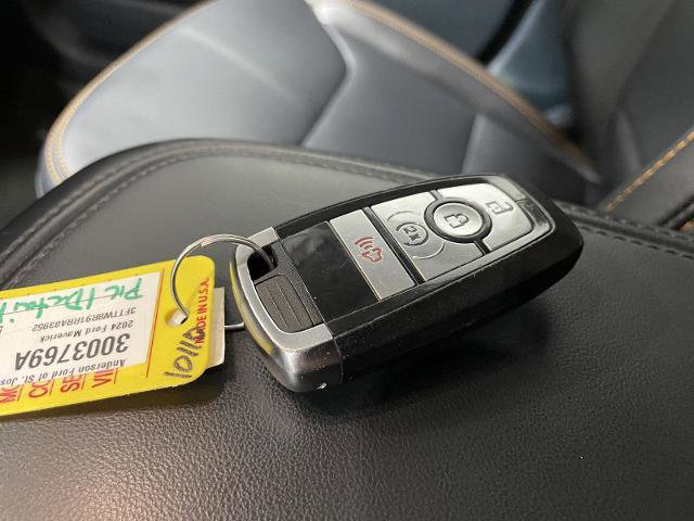 Certified 2024 Ford Maverick Tremor w/ Tremor Off-Road Package image 31