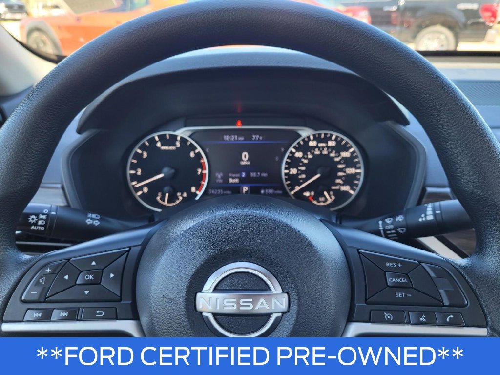 Used 2023 Nissan Altima 2.5 SV FWD image 30