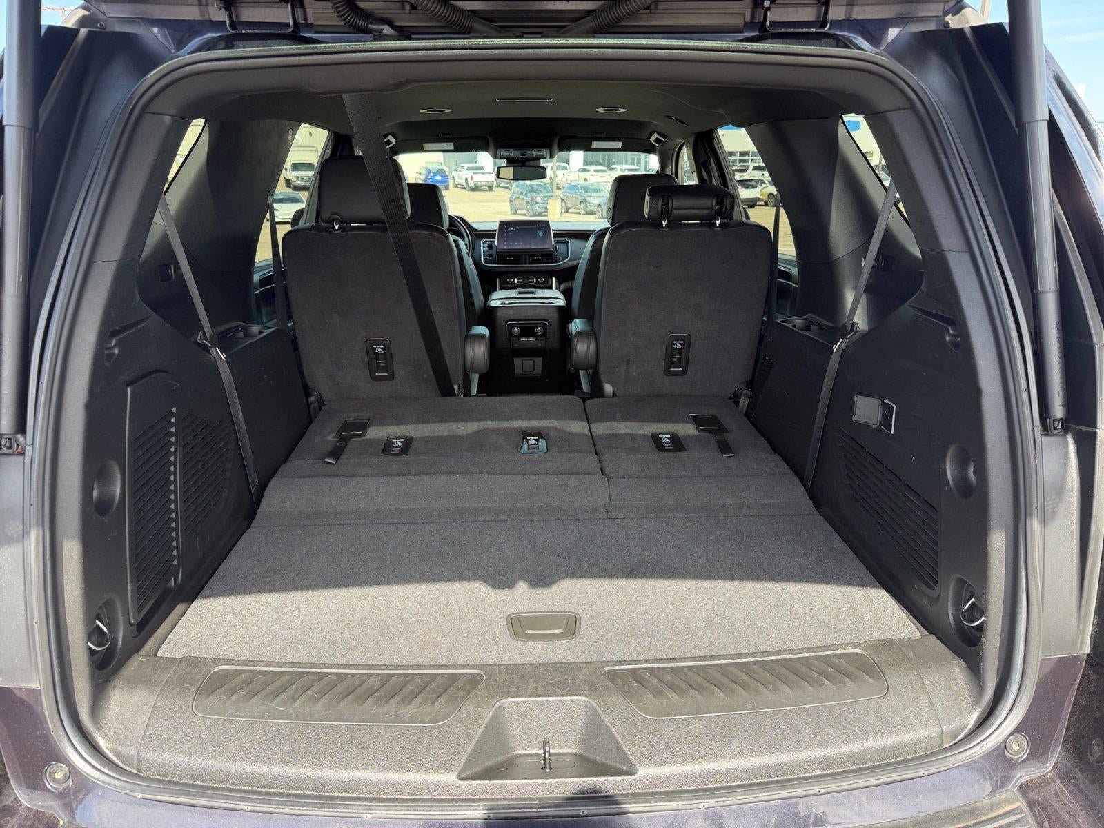 Used 2024 Chevrolet Tahoe LT AWD/4WD image 18