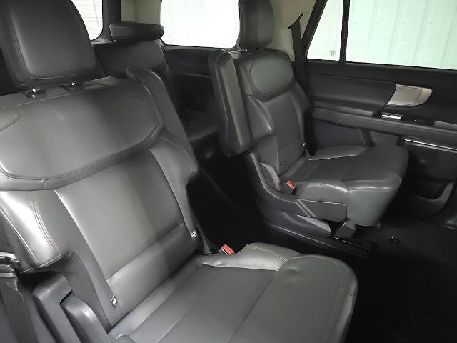 Certified 2025 Ford Expedition Active AWD/4WD image 21