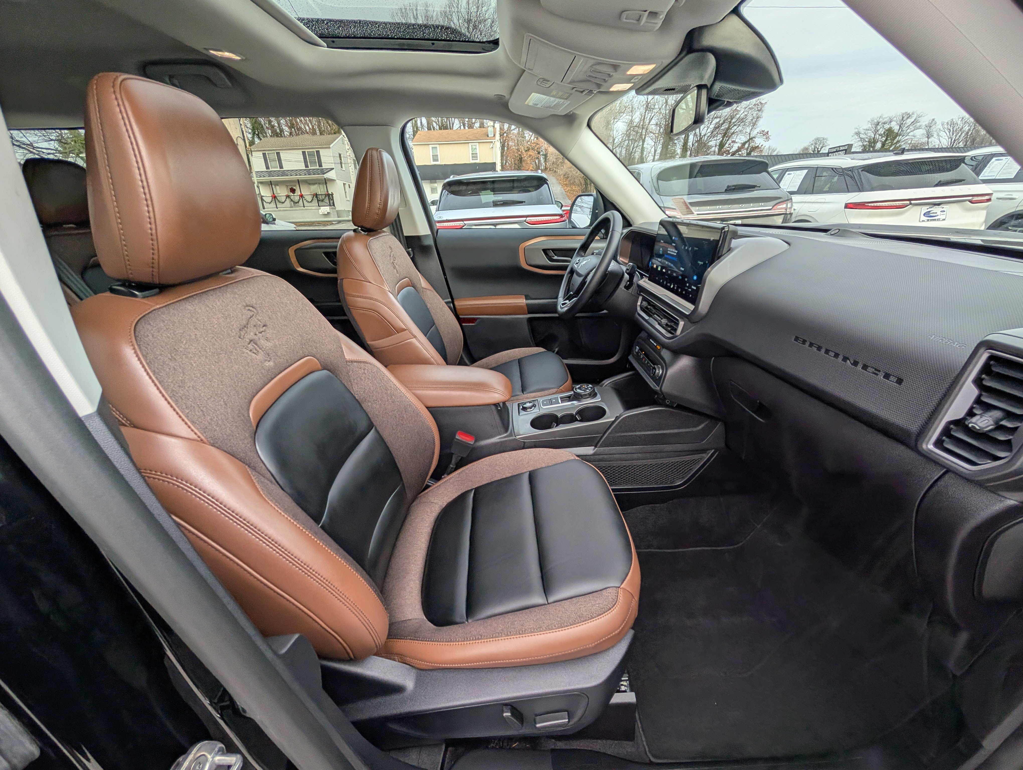 Certified 2025 Ford Bronco Sport Outer Banks w/ Outer Banks Tech Package+ image 12