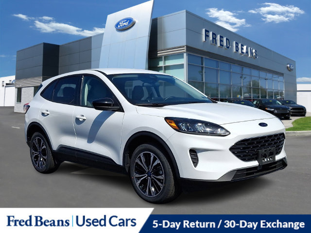 Certified 2022 Ford Escape SE w/ SE Sport Appearance Package