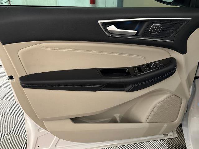 Certified 2018 Ford Edge Titanium w/ Equipment Group 302A image 16