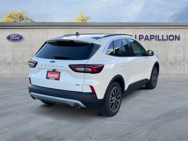 Certified 2024 Ford Escape SE image 4