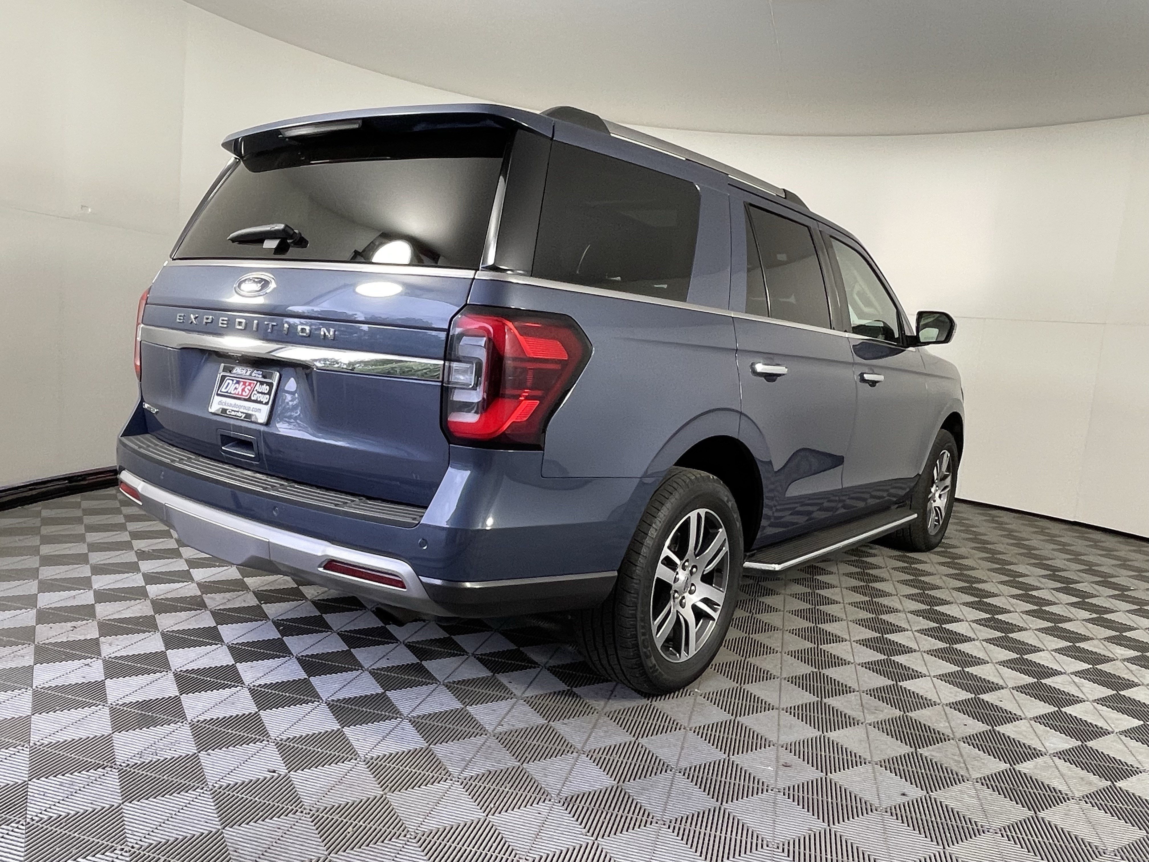 Certified 2023 Ford Expedition Limited AWD/4WD image 5