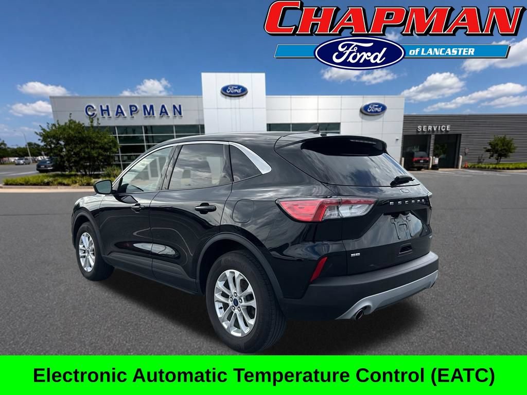 Certified 2022 Ford Escape SE w/ Convenience Package AWD/4WD image 3