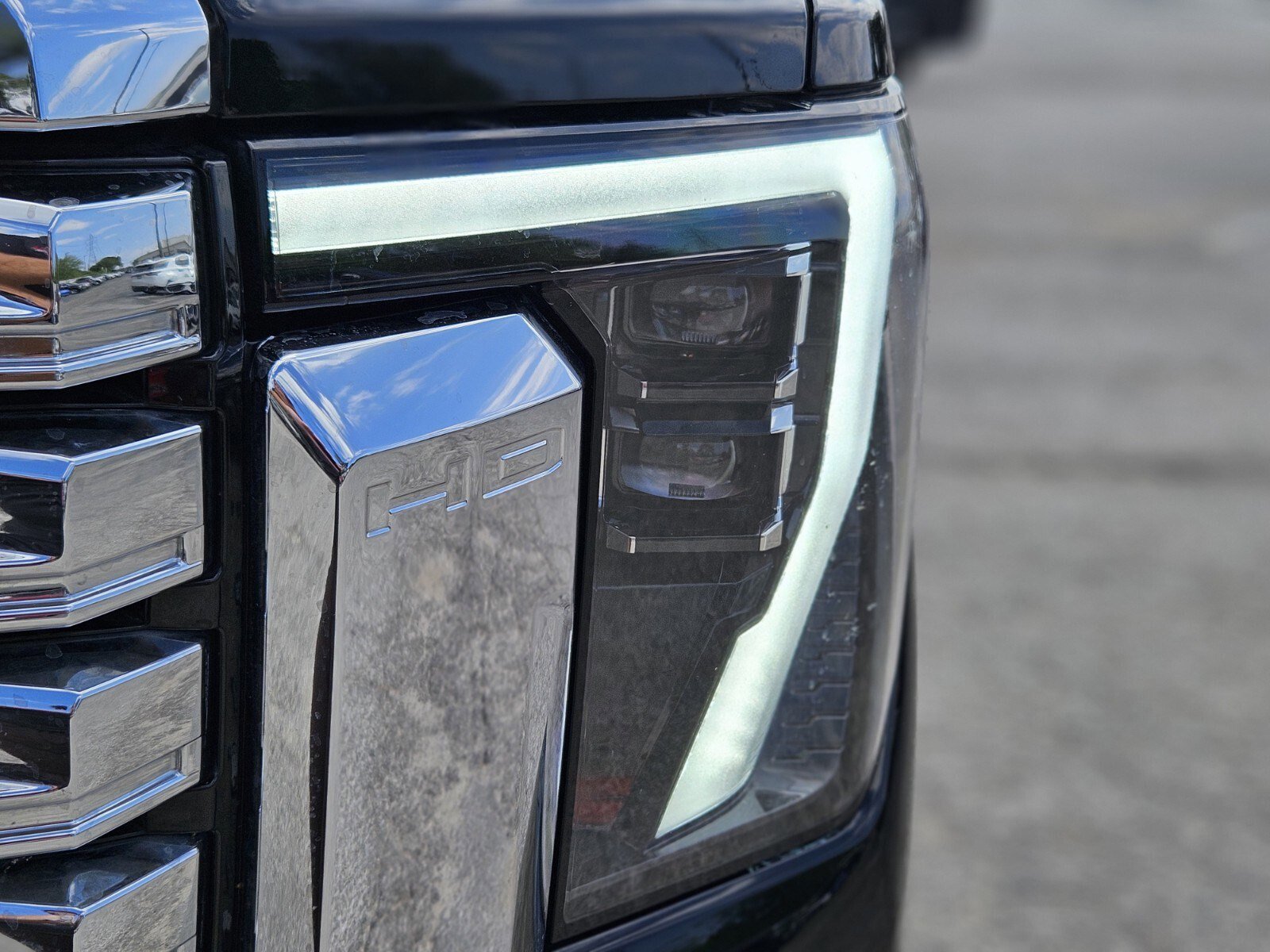 Used 2024 GMC Sierra 2500 Denali w/ Denali Reserve Package image 12