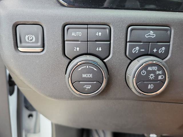 Used 2024 Chevrolet Silverado 1500 LT Trail Boss w/ Convenience Package II image 24