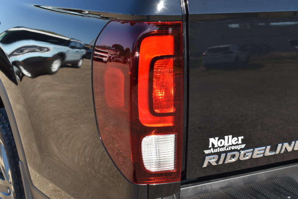 Used 2023 Honda Ridgeline RTL-E image 12