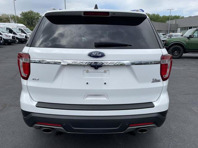 Certified 2018 Ford Explorer XLT FWD image 4