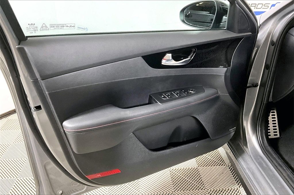 Used 2023 Kia Forte GT w/ GT2 Package image 18