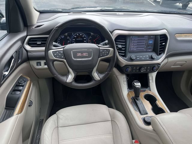 Used 2017 GMC Acadia Denali w/ Technology Package AWD/4WD image 16