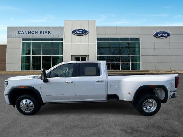 Used 2024 GMC Sierra 3500 Denali w/ Denali Reserve Package AWD/4WD image 4