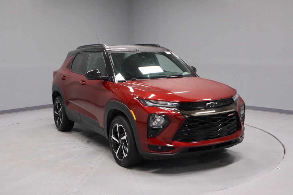 Used 2023 Chevrolet TrailBlazer RS w/ Convenience Package AWD/4WD image 1