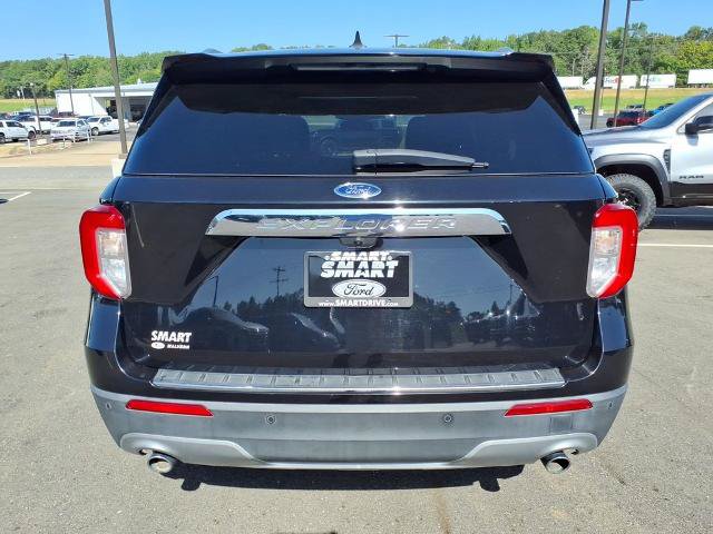 Certified 2021 Ford Explorer Limited AWD/4WD image 3