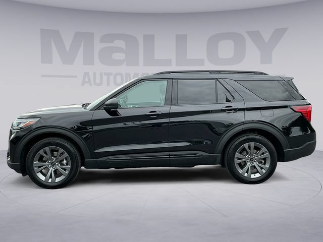 Certified 2026 Ford Explorer Active w/ Active Comfort Package AWD/4WD image 2