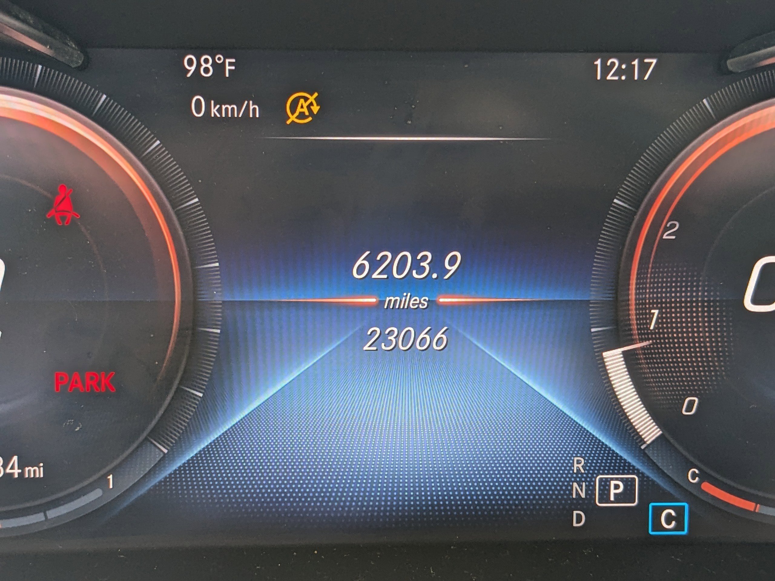 Used 2021 Mercedes-Benz GLC 300 4MATIC w/ Exterior Lighting Package image 25