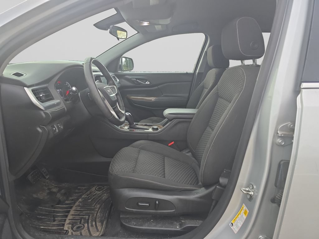 Used 2018 GMC Acadia SLE w/ Driver Alert Package I AWD/4WD image 3