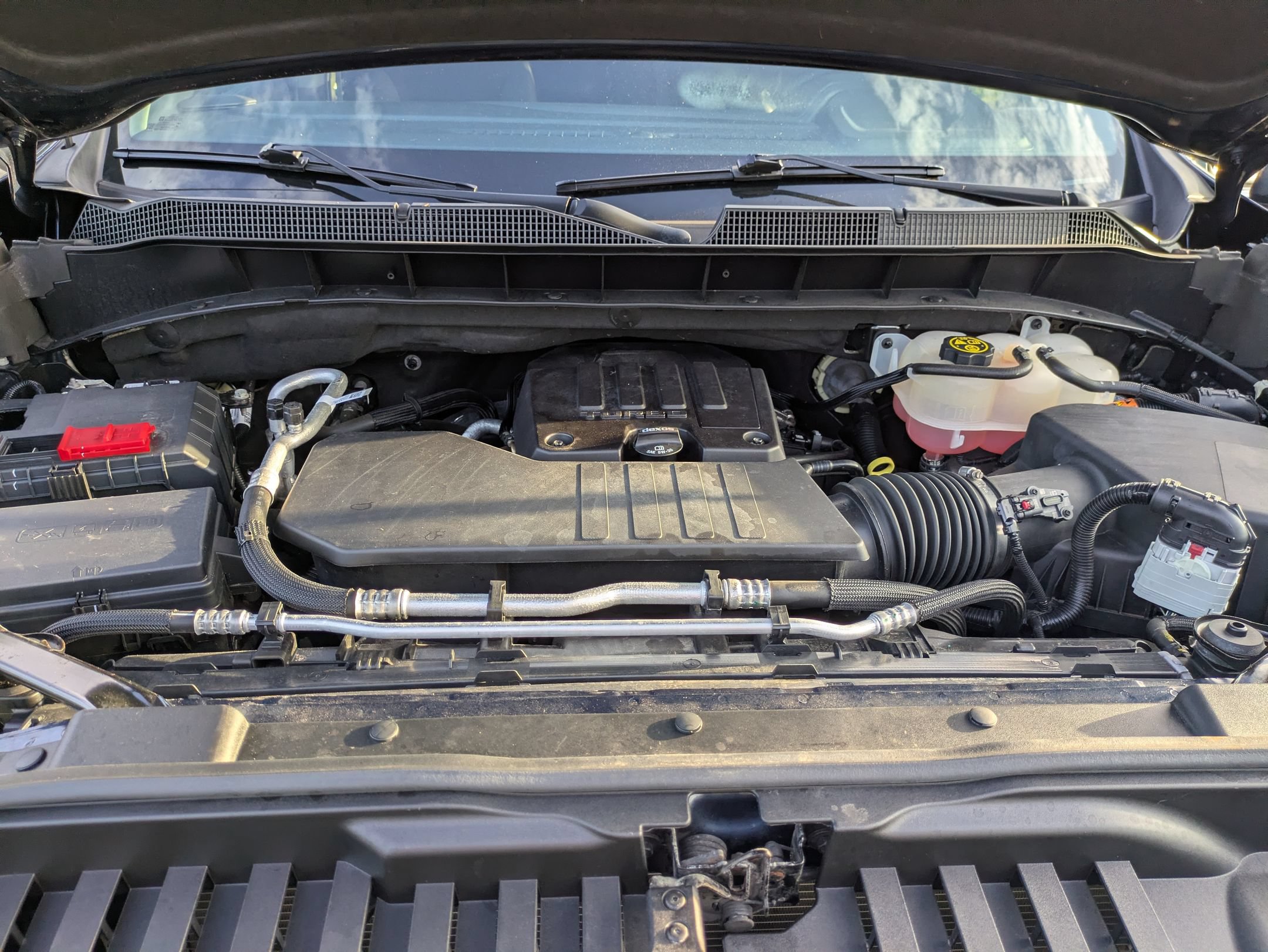 Used 2023 Chevrolet Silverado 1500 LT AWD/4WD image 41