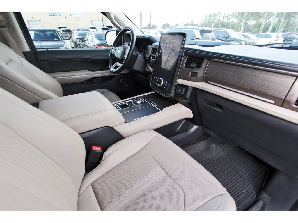 Certified 2023 Ford Expedition Limited RWD image 29