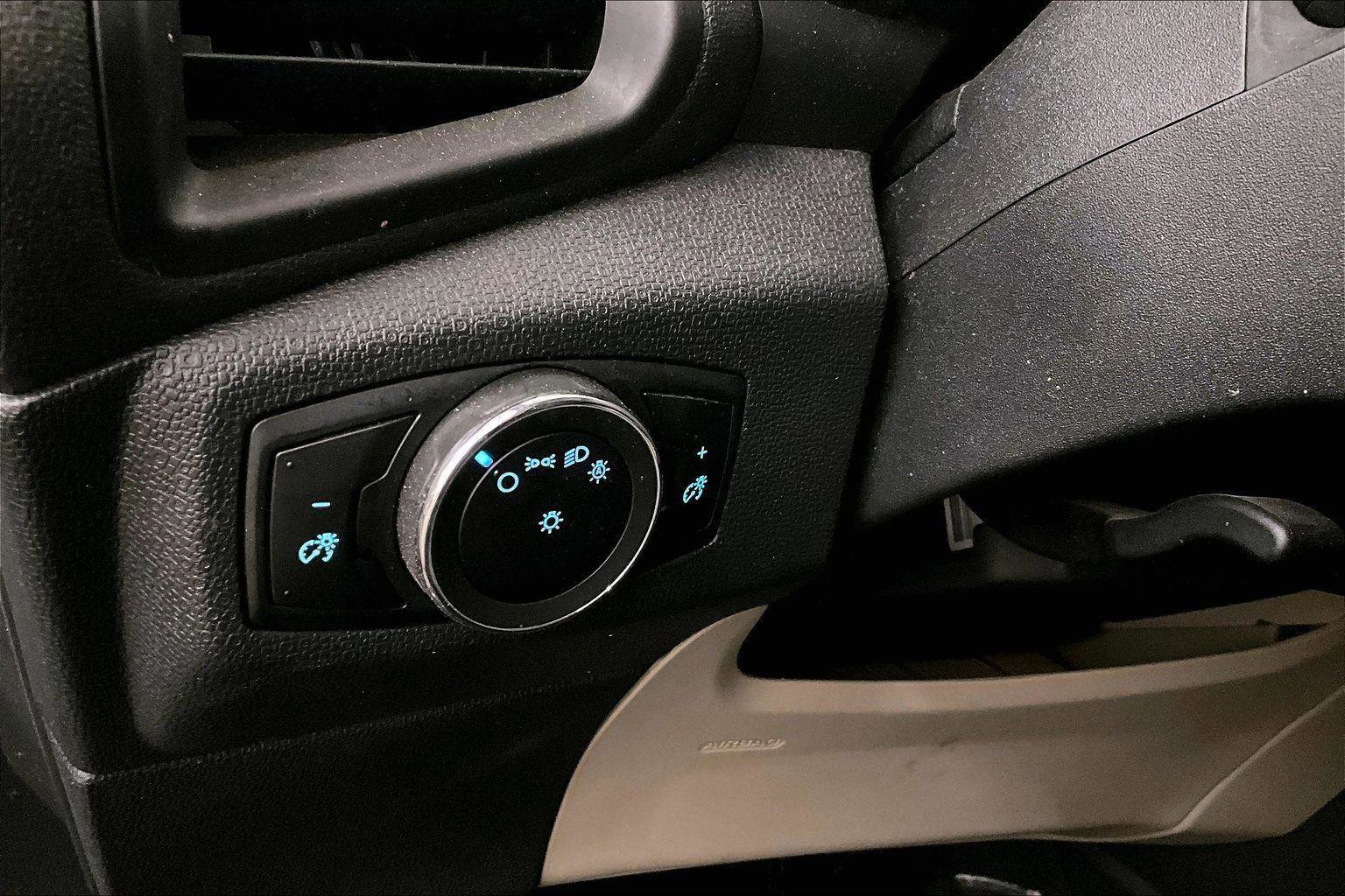 Certified 2020 Ford EcoSport S image 30