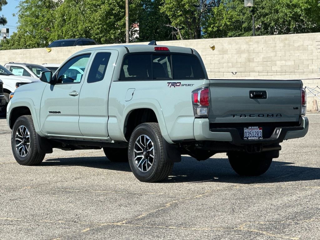 Used 2023 Toyota Tacoma TRD Sport RWD image 3