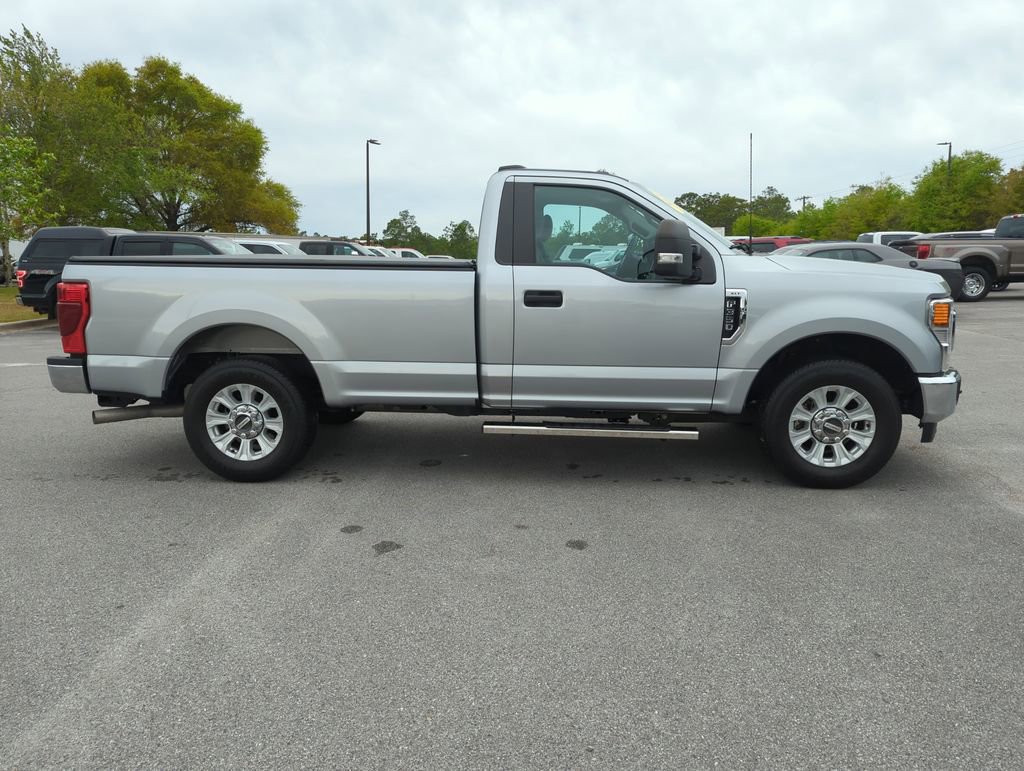 Certified 2022 Ford F350 XLT RWD image 6