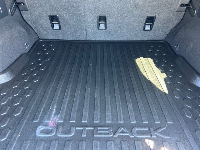 Used 2022 Subaru Outback Premium AWD/4WD image 33