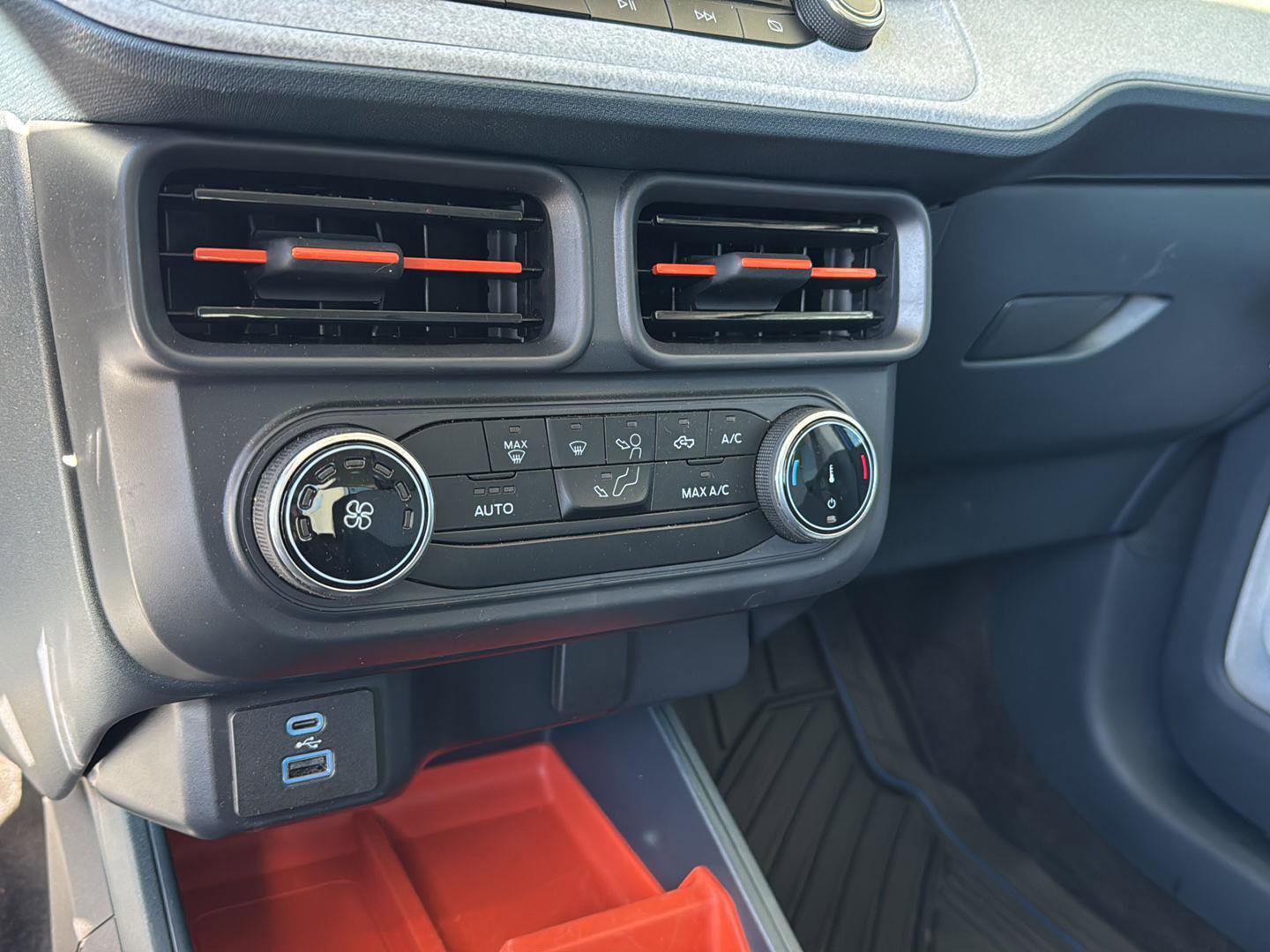 Certified 2024 Ford Maverick XLT w/ Equipment Group 300A Standard image 22