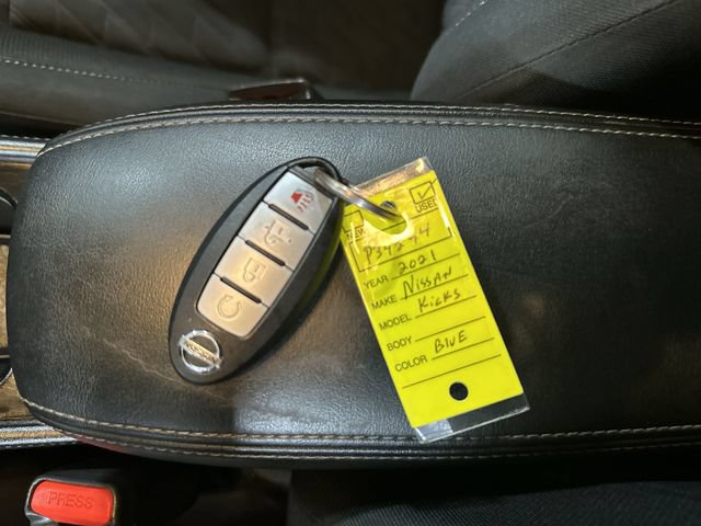 Used 2021 Nissan Kicks SV FWD image 33