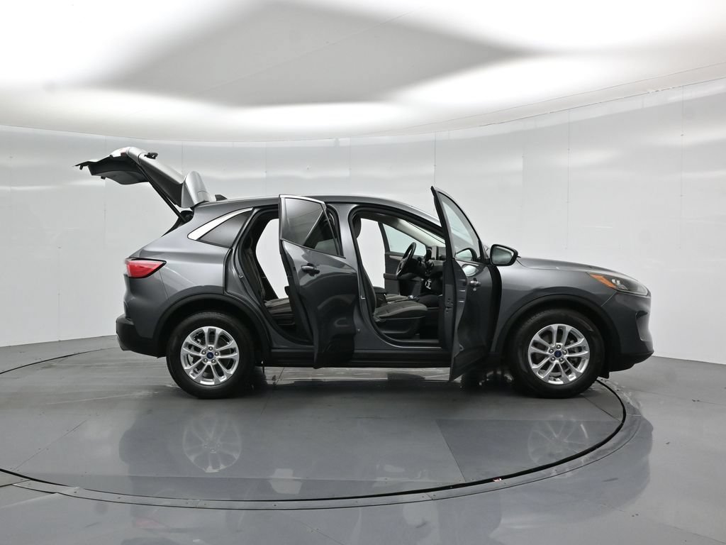 Certified 2022 Ford Escape SE w/ Convenience Package FWD image 4