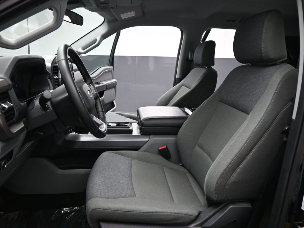 Certified 2025 Ford F150 XLT w/ Equipment Group 301A Standard image 36