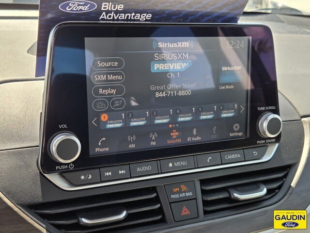 Used 2025 Nissan Altima 2.5 SV FWD image 21