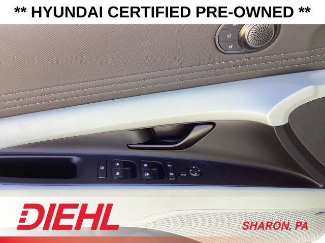 Certified 2025 Hyundai Elantra Limited FWD image 21