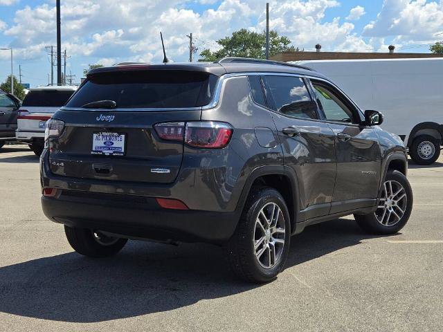 Used 2018 Jeep Compass Latitude w/ Popular Equipment Group AWD/4WD image 12