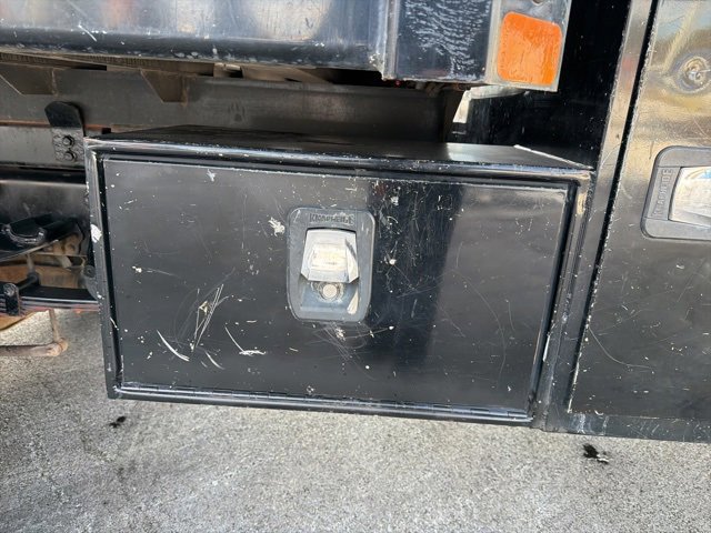 Certified 2019 Ford F550 4x4 Regular Cab Super Duty image 16