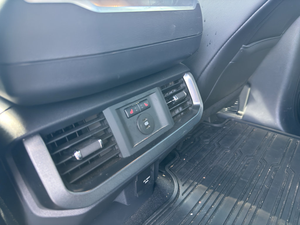 Certified 2025 Ford F150 Platinum AWD/4WD image 10