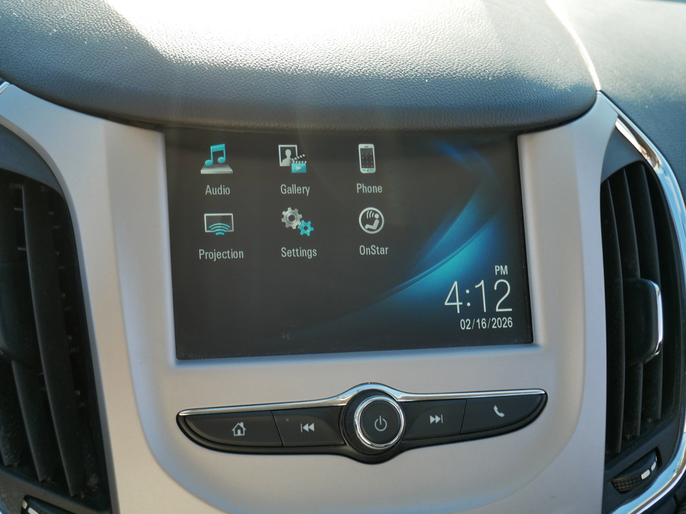 Used 2017 Chevrolet Cruze LS image 22