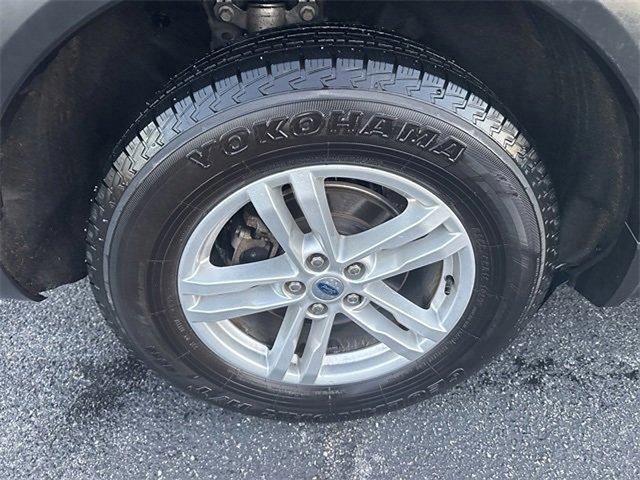 Certified 2023 Ford Explorer XLT w/ Equipment Group 202A image 10