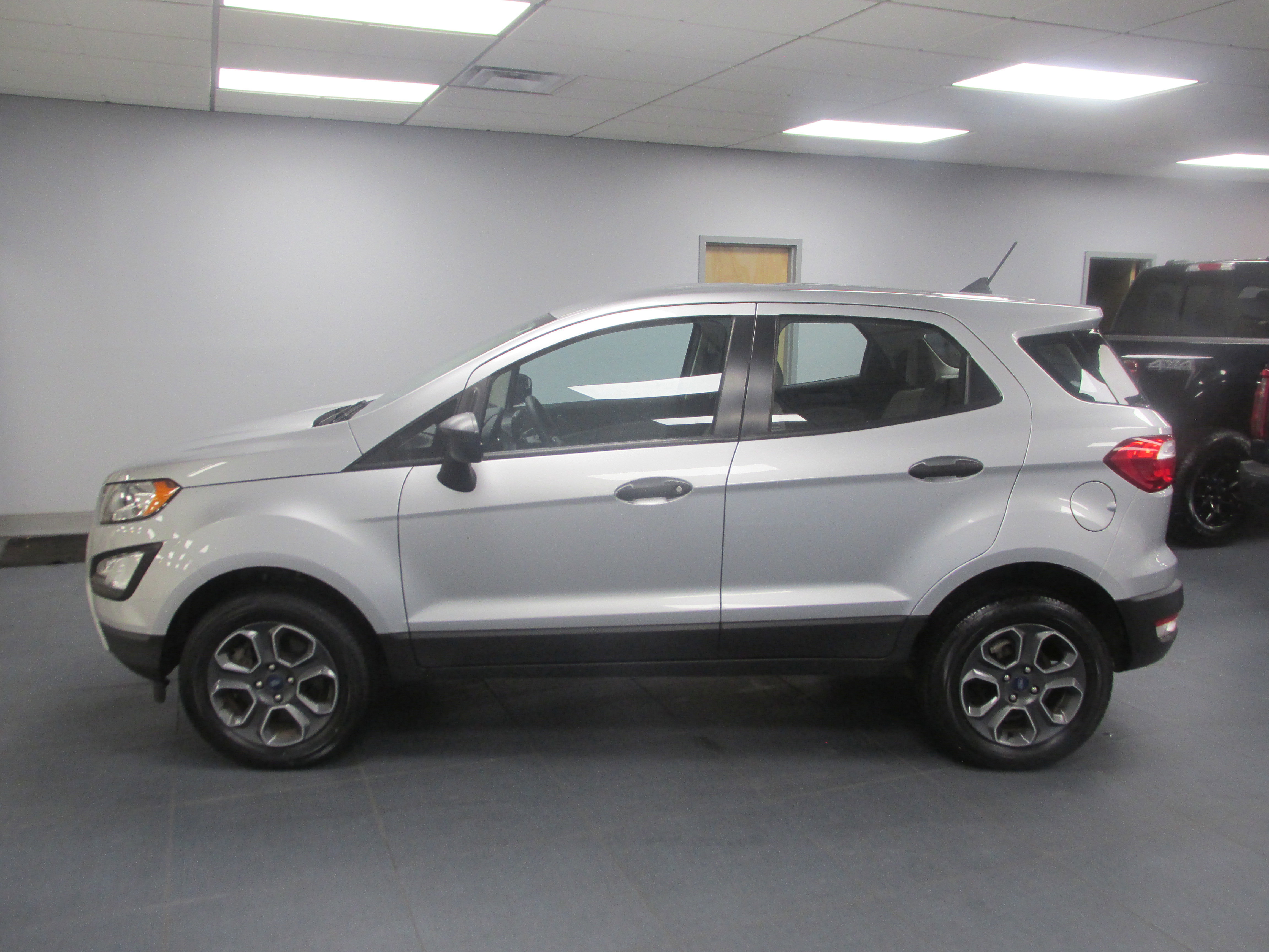 Certified 2020 Ford EcoSport S image 6