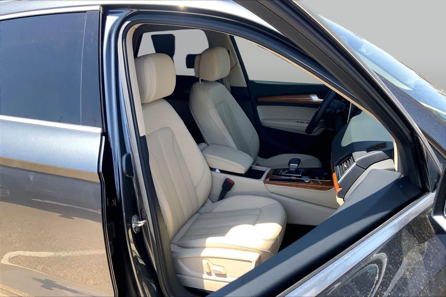 Used 2022 Audi Q5 2.0T Premium Plus AWD/4WD image 9
