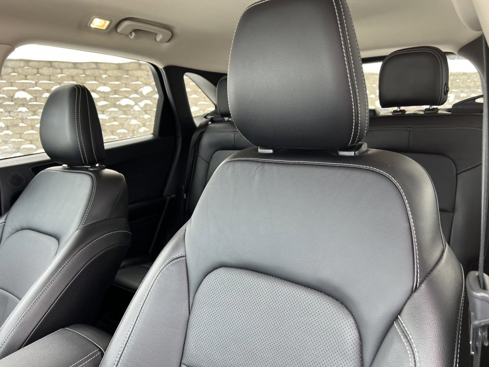 Certified 2020 Ford Escape Titanium image 16