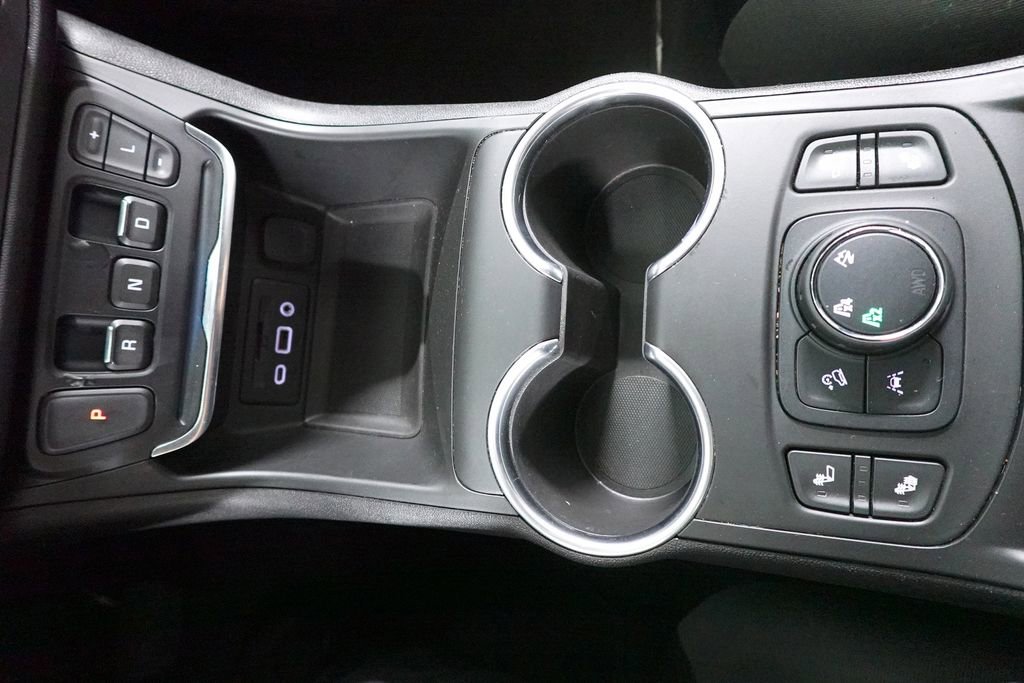 Used 2021 GMC Terrain SLT image 20