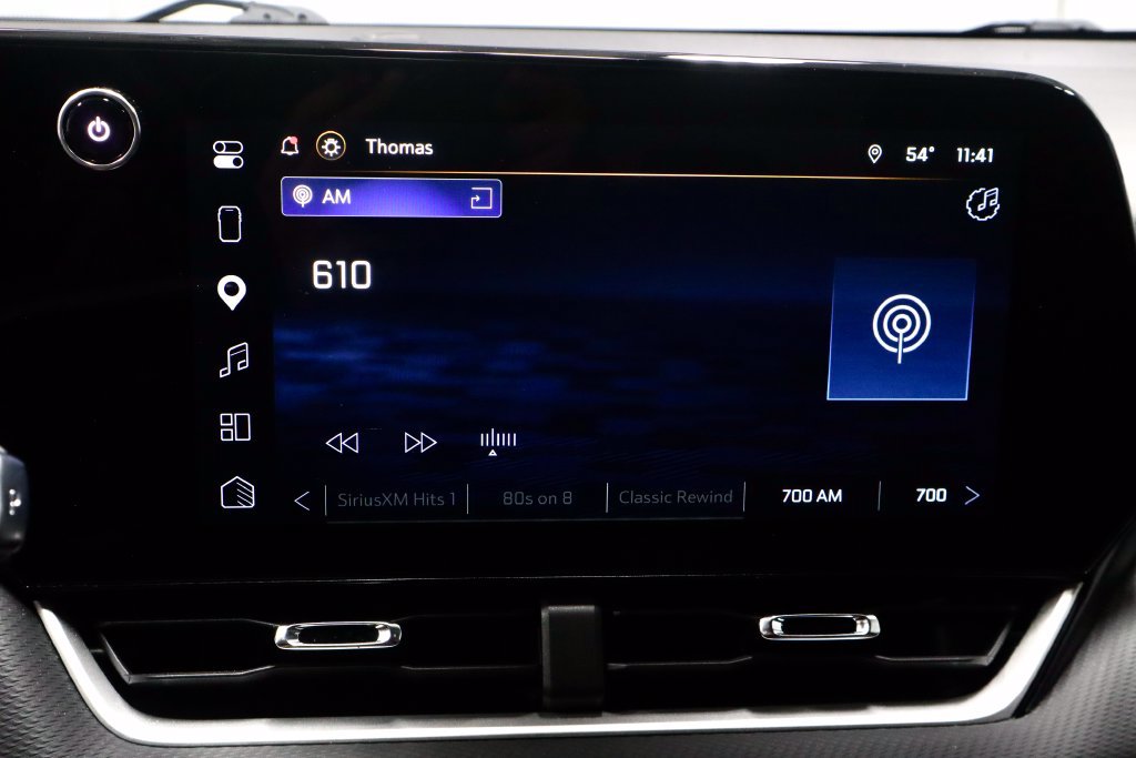Used 2025 Chevrolet Equinox LT w/ Convenience Package II FWD image 3