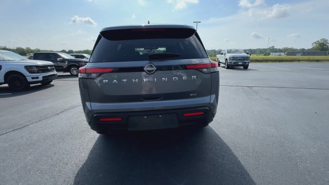 Used 2024 Nissan Pathfinder SV FWD image 7