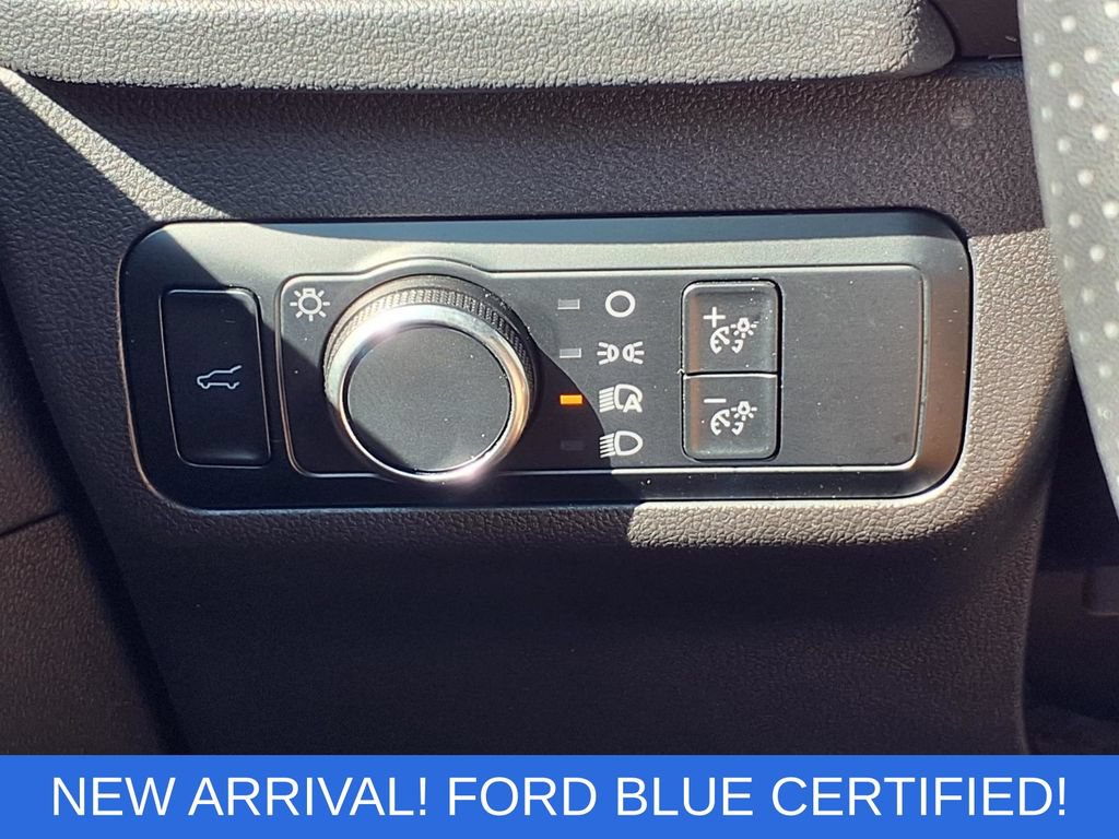 Certified 2024 Ford Escape ST-Line w/ Tech Pack #1 AWD/4WD image 18