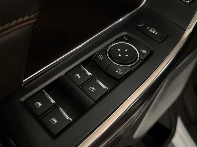 Certified 2024 Ford F350 King Ranch w/ Chrome Package image 16