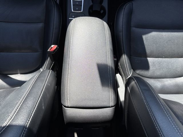 Certified 2020 Ford Escape Titanium image 35