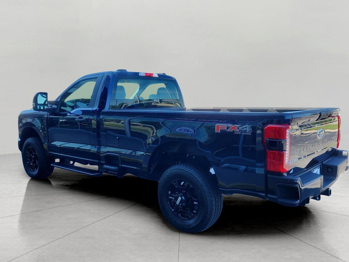 Certified 2025 Ford F350 XL w/ STX Appearance Package AWD/4WD image 7
